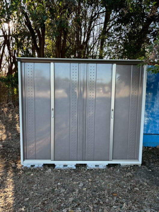 【施工後】タクボ物置 グランプレステージジャンプ GP-229AF 正面外観｜三郷市 物置設置工事