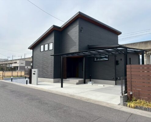 LIXILネスカF二台用カーポート設置後の外観写真